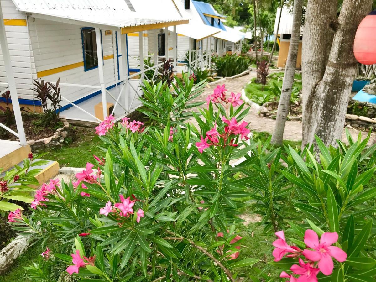Cabanas Agua Dulce South West Bay Zewnętrze zdjęcie